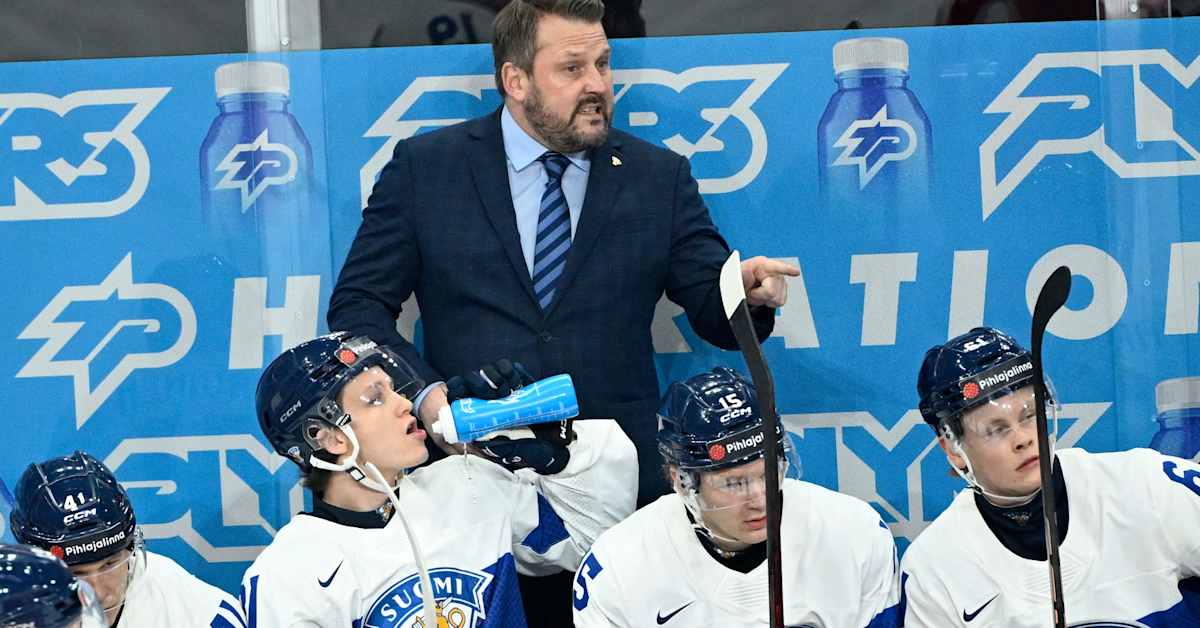 Leijonien päävalmentaja paljasti, milloin Aleksander Barkovin korvaaja nimetään | Urheilua lyhyesti