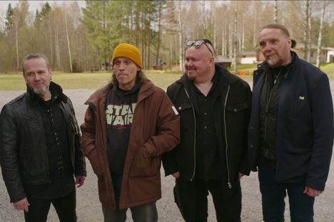 Elonkerjuu saapuu hieromaan kauppoja Palsamäkien kanssa.