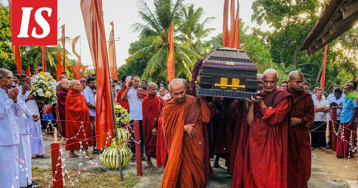 Kahdeksan munkkia kuoli funikulaariturmassa - Ilta-Sanomat