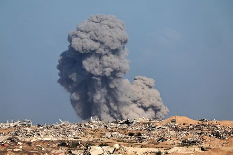 Israel iskee nyt erityisesti Gazan kaupunkiin.