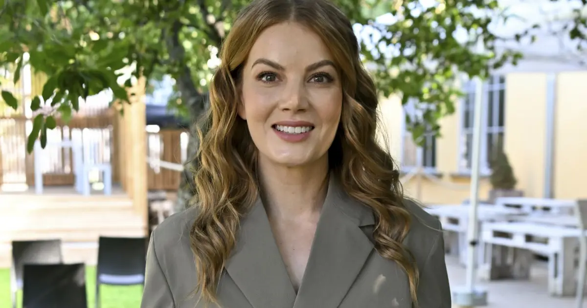 Janni Hussi petipuuhissa! Näin reagoi ex-anoppi Leena Harkimo