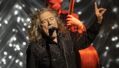 Tarjolla uutta musiikkia Robert Plantiltä – salaperäistä tunnelmaa riittää tässäkin kappaleessa
