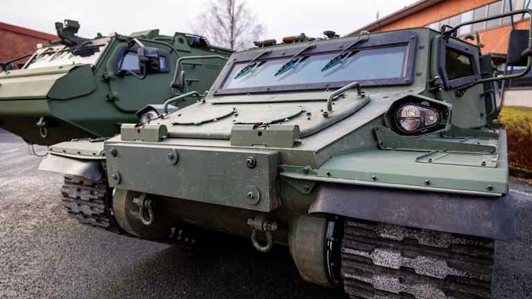Patria, uudet miehistökuljetusvaunut, nato, armeija, sota, hämeenlinna, 