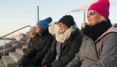 ”Kuin lähikahvila” – Helsinkiin neljä uutta konttisaunaa | Kotimaa