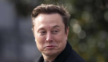 Elon Muskista voi tulla maailman ensimmäinen biljonääri | Uutisia lyhyesti