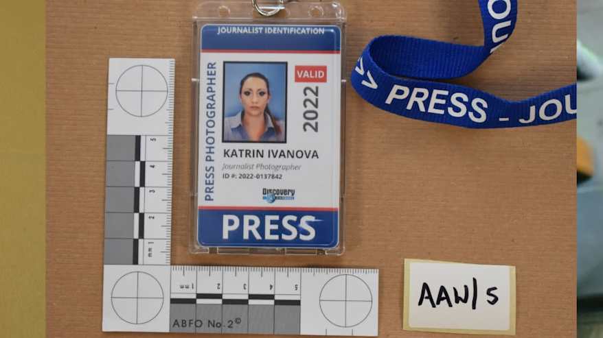 Bulgarialaisen vakoojaringin käyttämiä tekaistuja henkilökortteja. 