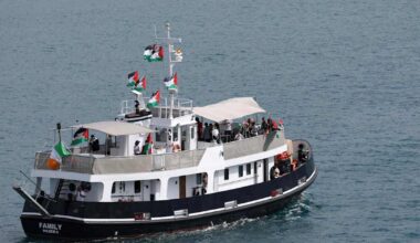 Greta Thunbergin Gaza-avustuslaivue joutui palaamaan Espanjaan | Uutisia lyhyesti