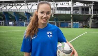 Aivohalvaus muutti 17-vuotiaan Minttu Kurjen urasuunnitelmat – pian hän opetteli jalkapallokentällä kävelemään uudelleen | Urheilu