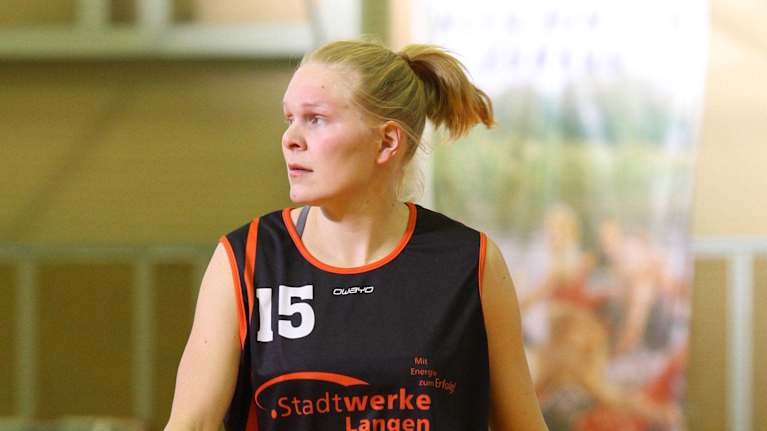 Jenni Laaksonen kuvattuna vuonna 2010.