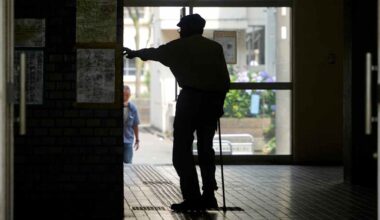 Japanissa jo liki 100 000 satavuotiasta | Uutisia lyhyesti