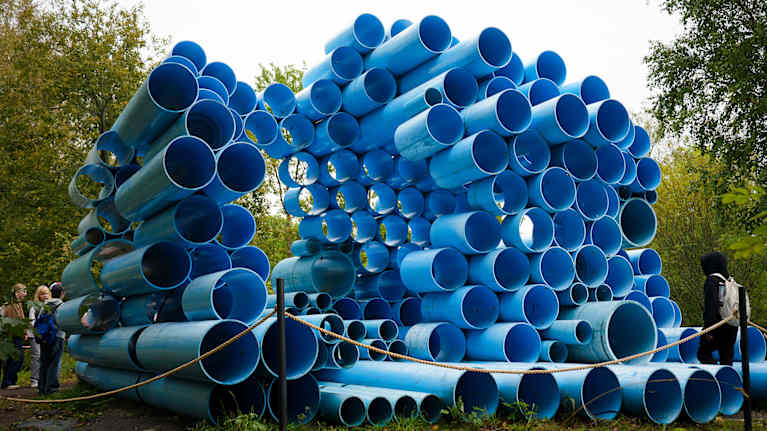 Helsinki Biennaalia Vallisaaressa.