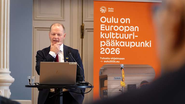 Oulun kaupunginjohtaja Ari Alatossava esittää talousarvioesityksensä vuodelle 2026 ja taloussuunnitelman vuosille 2027-2028.