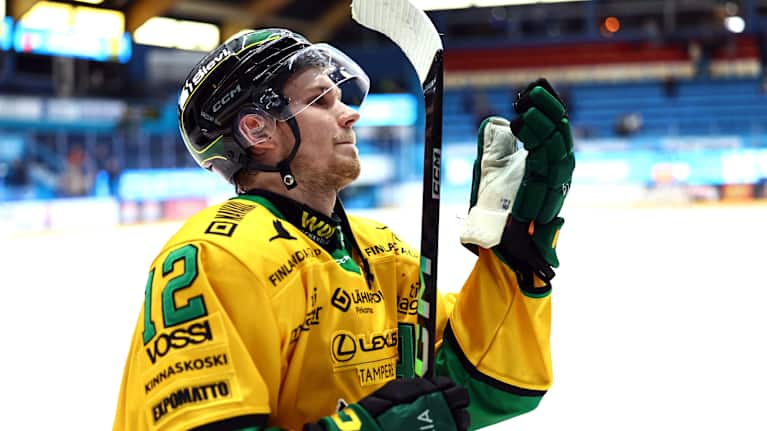 Matias Mäntykivi kuvassa.