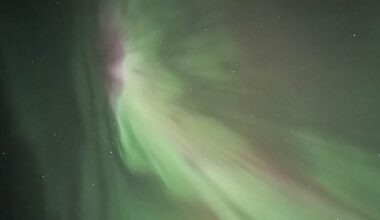 Upea revontulimyrsky tallentui observatorion kameraan Keski-Suomessa: näin auringon hiukkaset värjäävät taivaan | Kotimaa