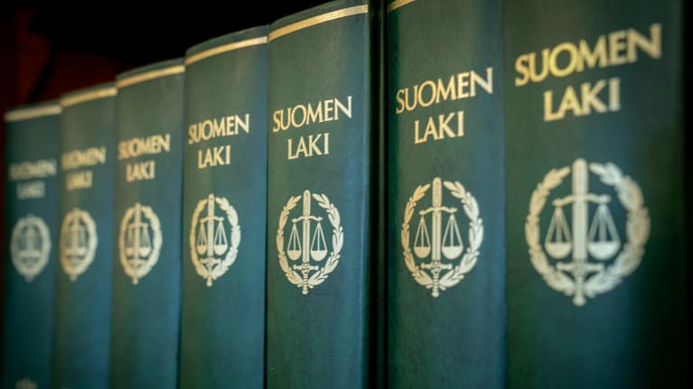 Lakikirjoja Korkeimmassa oikeudessa