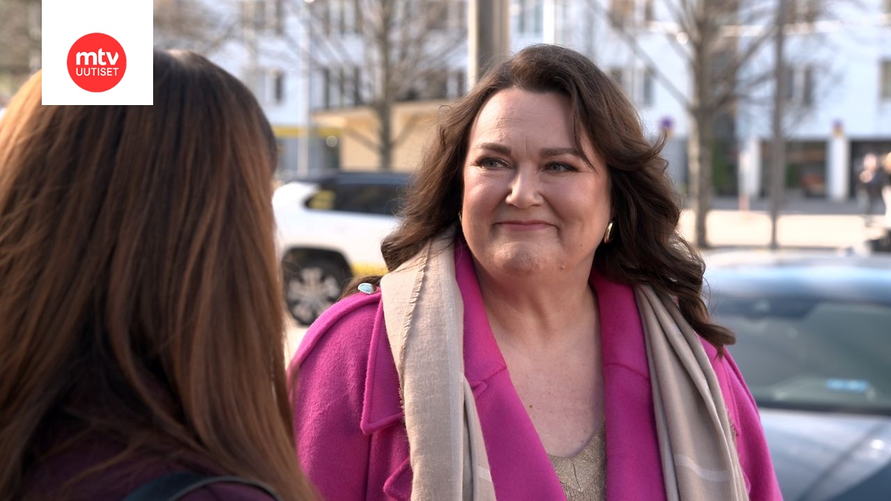 Jutta ja Iisa tutustuvat