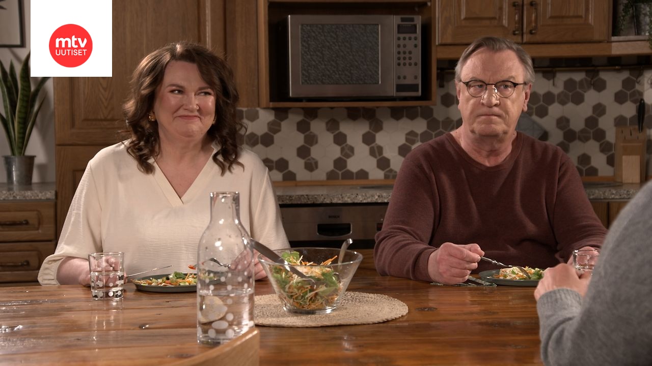 Jutta raivoaa Ismolle