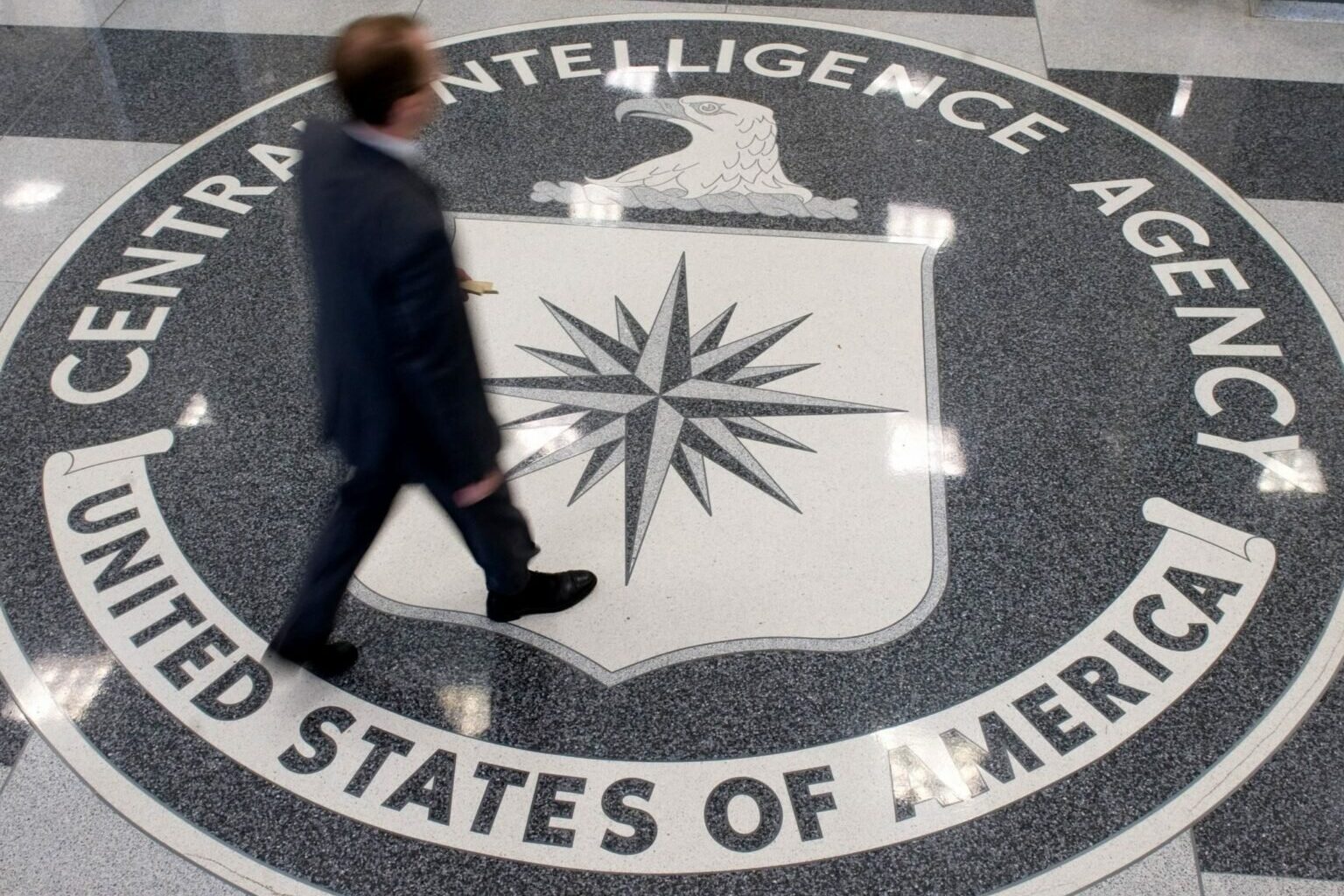 Nyt tuli varoitus: "Puhdistukset" CIA:ssa sumentavat USA:n kuvaa Venäjästä