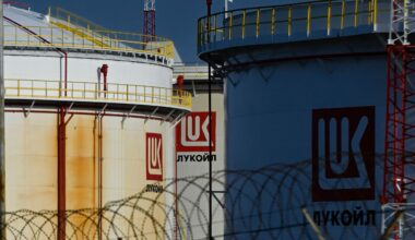 Ukraina iski jälleen Venäjän öljylaitoksiin