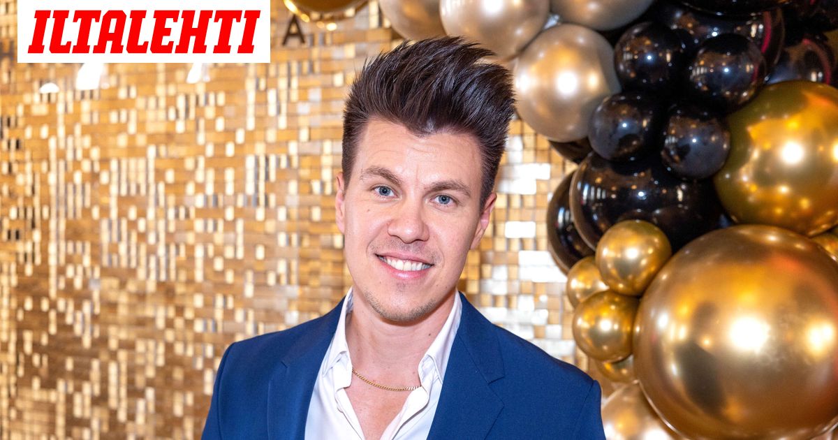Olli Halonen saapui TTK-lähetykseen vaimonsa kanssa