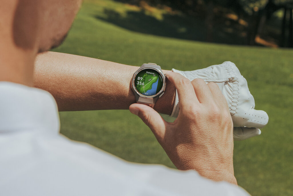 Huaweilta tuli uusi huokeampi golfkello, jossa akku kestää pitkään
