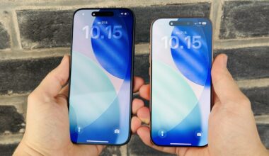 Kuvassa iPhone 17 Pro Max ja iPhone 17 Pro.