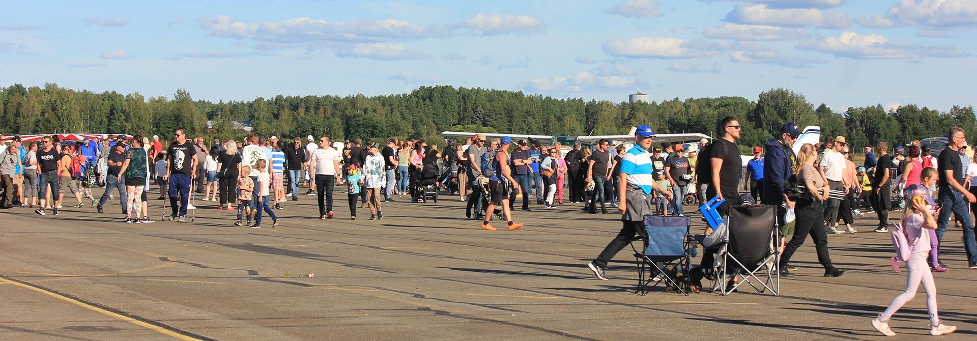 Suomen Ilmailuliiton päälentonäytöksessä Kauhava Airshowssa huomioidaan ympäristö