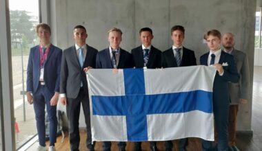 Suomelle kaksi pronssimitalia lukiolaisten fysiikkaolympialaisissa, valmentajana Helsingin yliopiston kasvatteja | Matemaattis-luonnontieteellinen tiedekunta