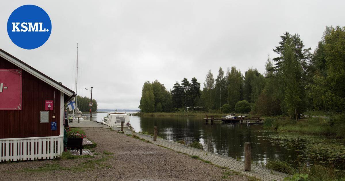 Kuhmoisten veneonnettomuudessa kuoli mies ja loukkaantui vakavasti kaksi naista – kuljettaja ajoi kivikkoon | Keski-Suomi