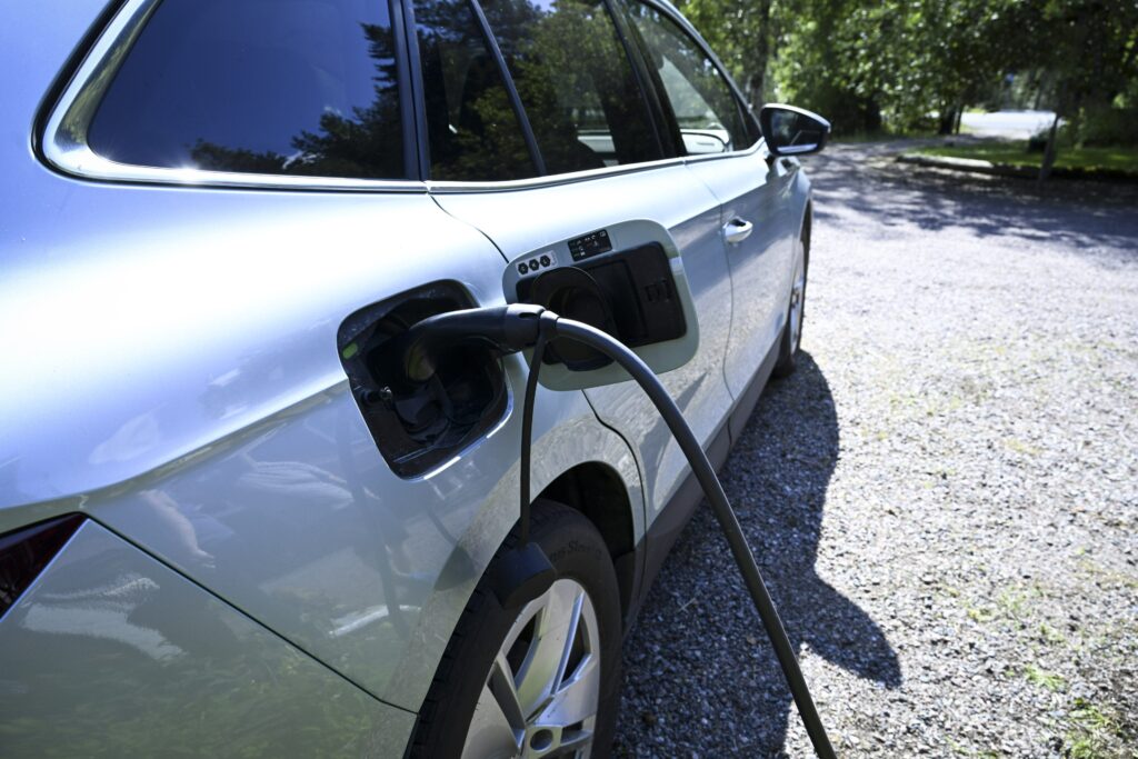 Sähköautojen kysyntä on nyt kovaa – Tässä ovat Sakan myydyimmät