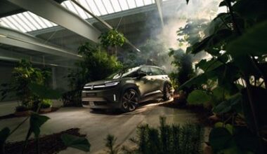 Volkswagen esittelee ID. CROSS -konseptiauton, uuden sähköautomallin pienempään kokoluokkaan IAA Mobility -tapahtumassa - Volkswagen