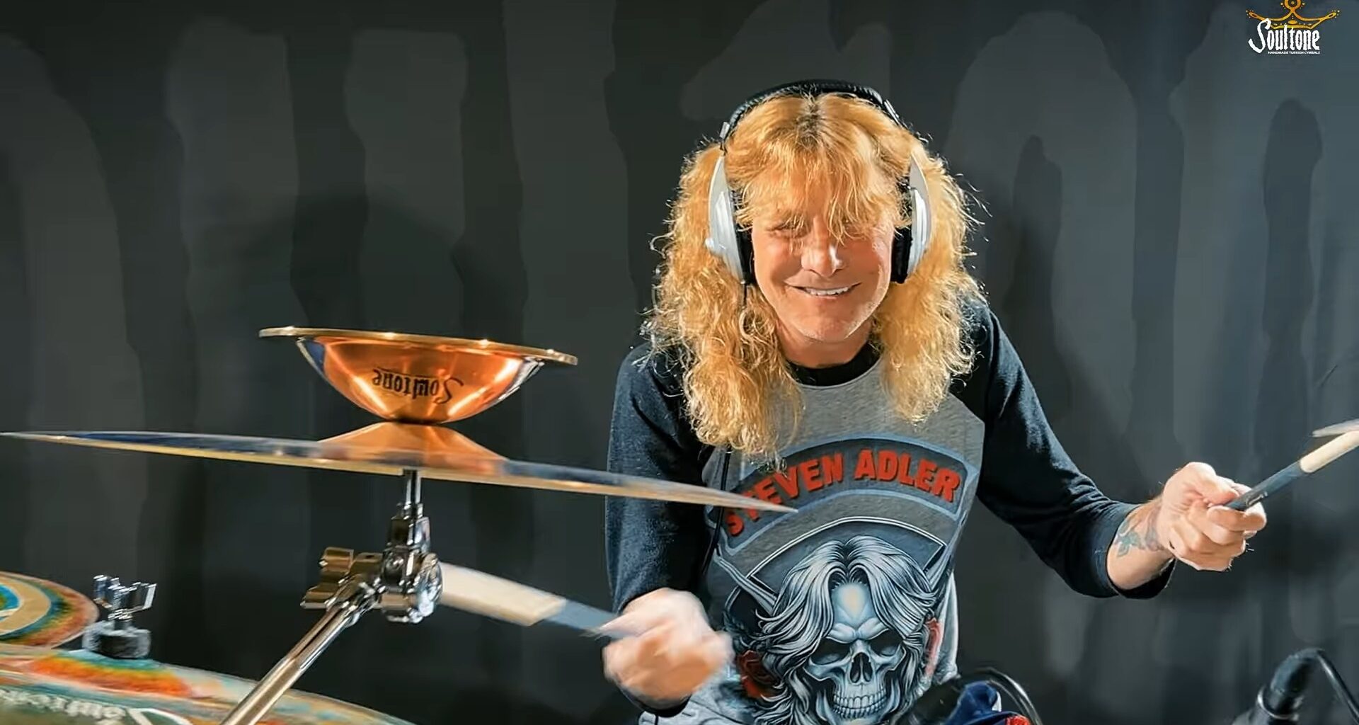 Miten taittuu Steven Adlerilta eeppinen Civil War? Entinen Guns N' Roses -rumpali näyttää