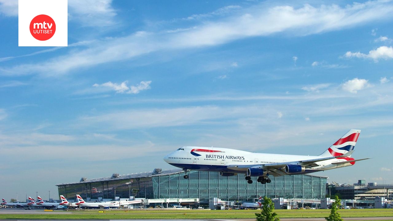 Ilmailualan palveluja tarjoavan Collins Aerospace -yhtiön mukaan kyberhyökkäyksen kohteena oli ulkoinen järjestelmä, joka kattaa lähtöselvityksiä ja koneeseen nousun. Kuvassa Heathrow´n lentokenttä.