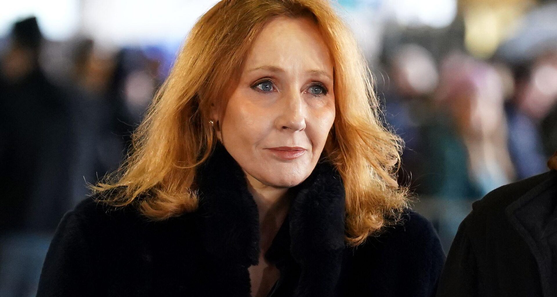J.K. Rowling kirjoitti pitkän tekstin Emma Watsonista – Kertoo, mikä loukkasi näyttelijän käytöksessä eniten