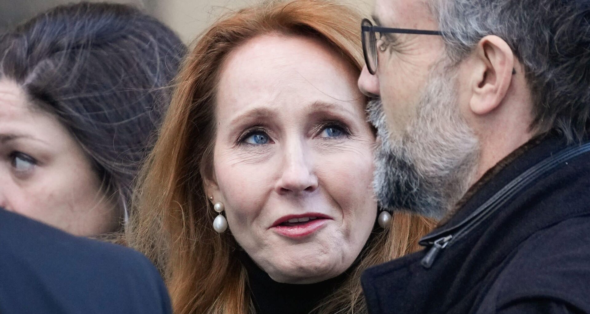 J.K. Rowling ivaa Emma Watsonia sen jälkeen, kun Watson yritti puhua kirjailijasta mukavasti