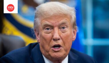 Yhdysvaltain presidentti Donald Trump haastaa New York Timesin oikeuteen ja vaatii 15 miljardia dollaria kunnianloukkauksesta.