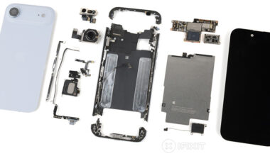Applen ultraohut iPhone Air iFixitin purettavana ja JerryRigEverything-kanavan kestävyystestissä