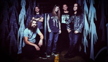 Kirja-arvio: Children of Bodom -teos ei ole muistomerkki vaan tribuutti, joka viihdyttää ja riipaisee