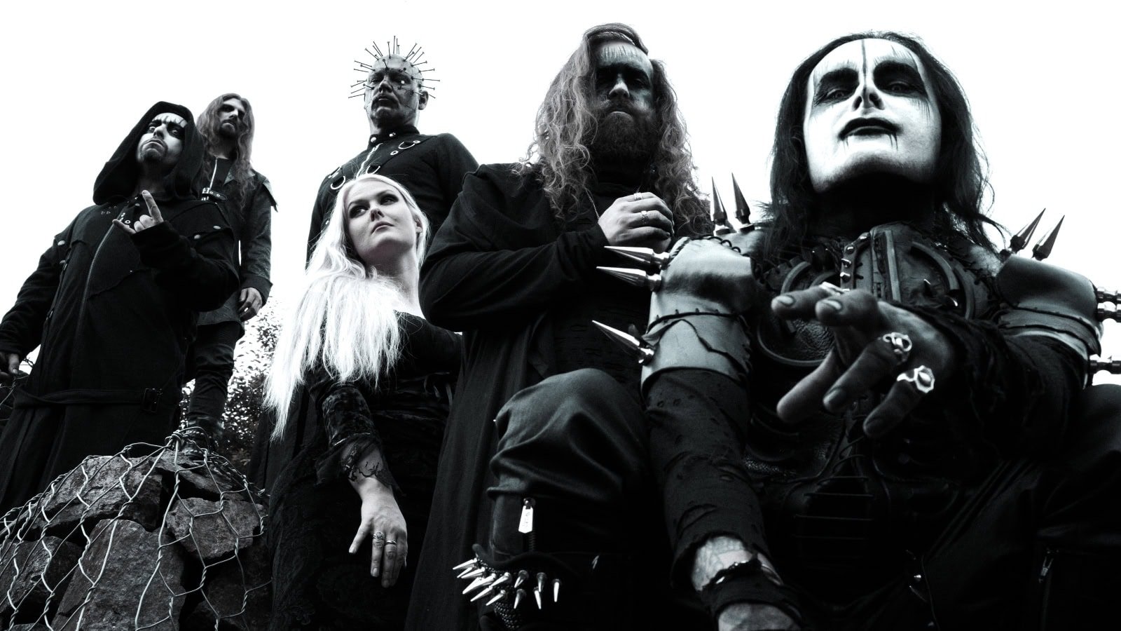"Luultavasti ja valitettavasti näemme seuraavaksi oikeussalissa" - Cradle of Filth -draamassa uusia käänteitä