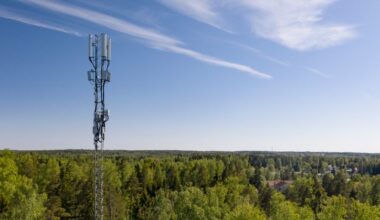 Mobiiliverkkomasto. Kuva: DNA.