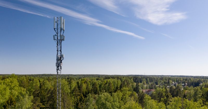 Mobiiliverkkomasto. Kuva: DNA.