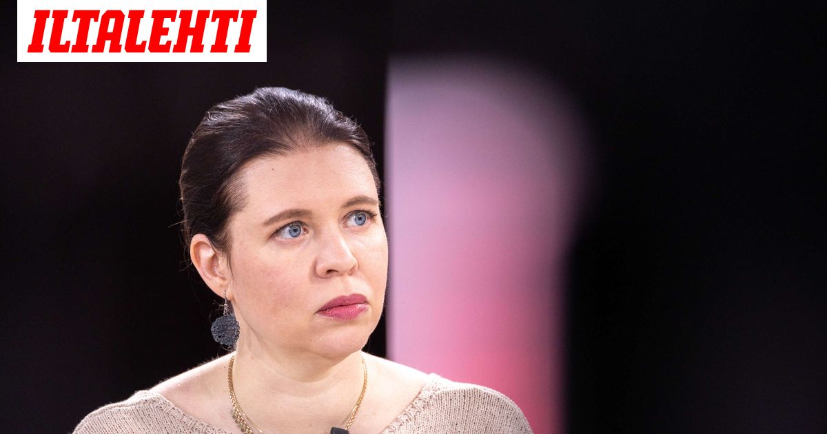 Anna Kontulalta kova paljastus seksityöstä – Näin kirjailija kommentoi