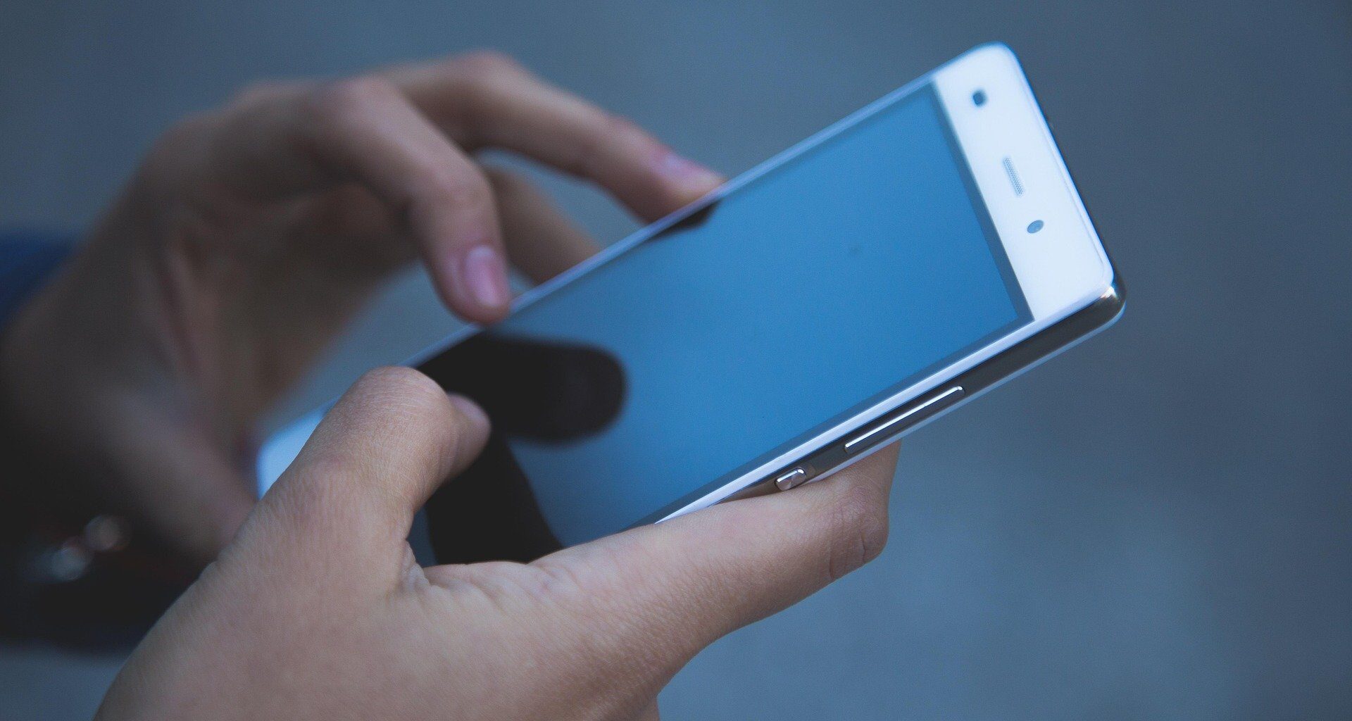 Mobiilivarmenteessa vakava puute – huijaus voi onnistua ilman valesivua