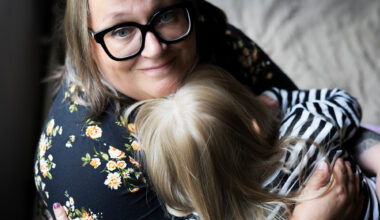 Tv-sarjasta tuttu Hanna Leppänen hankki lapsen yksin nelikymppisenä