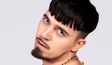 Käärijä esitteli isoveljensä - mielenkiintoinen ammatti, auttanut Käärijääkin