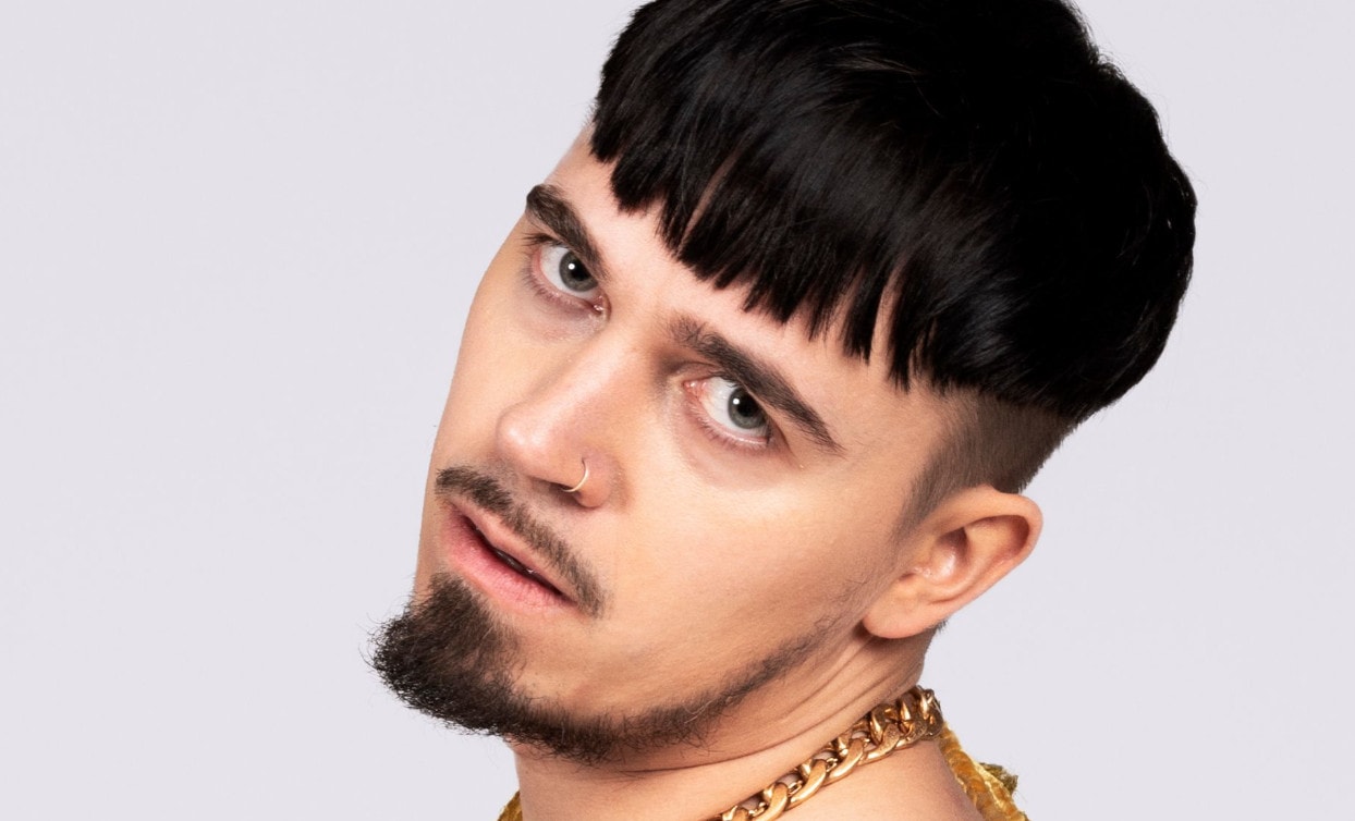 Käärijä esitteli isoveljensä - mielenkiintoinen ammatti, auttanut Käärijääkin