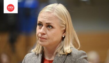 Ulkoministeri Valtosen sääret sumennettiin Iranin televisiossa