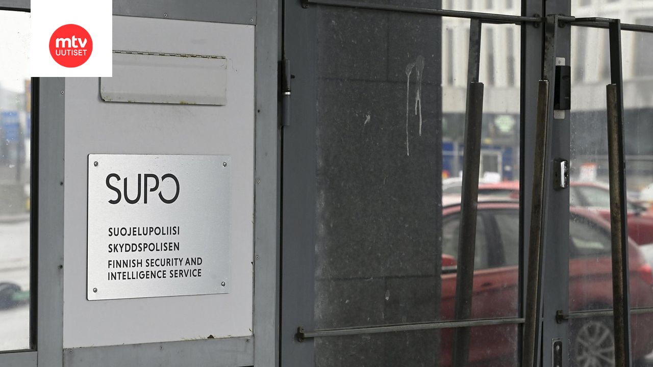 Valiokunta kuulee supoa normaalisti useita kertoja vuodessa ja seuraa myös julkista keskustelua.