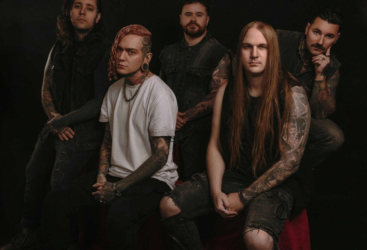 Deathcore-yhtye Lorna Shore julkaisi odotetun albuminsa; kuuntele viiden tähden arvioita kerännyt "I Feel The Everblack Festering Within Me"