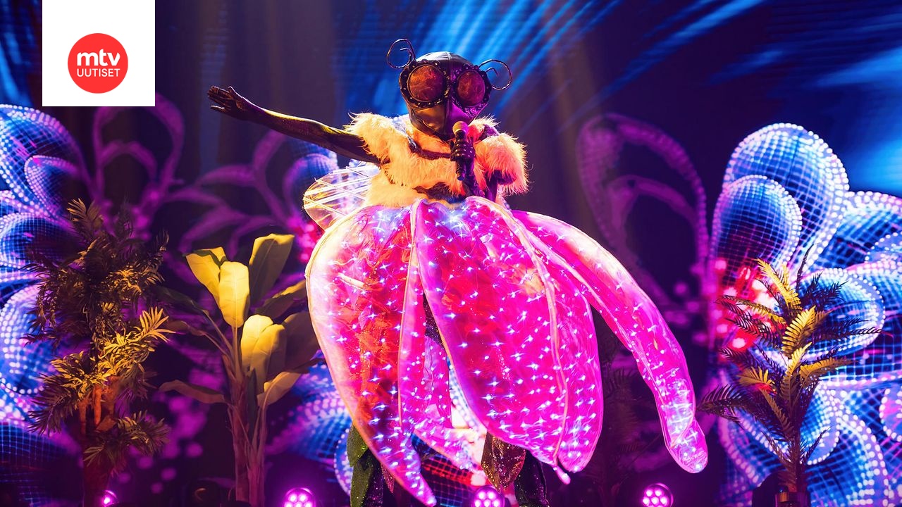 masked_singer_suomi_s7_eps1_005_kukkakarpanen_kuvaaja_saku_tiainen
